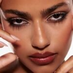 Shadow Palette & Brush Set The Ultimate Stunner - Image 2